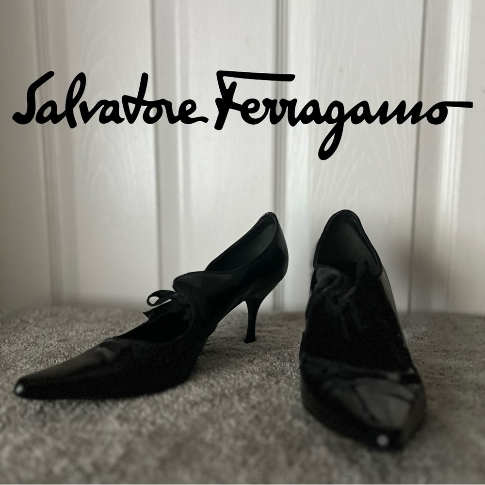 Salvatore Ferragamo Leather Bardwill Bow Mary Jane Pumps 7